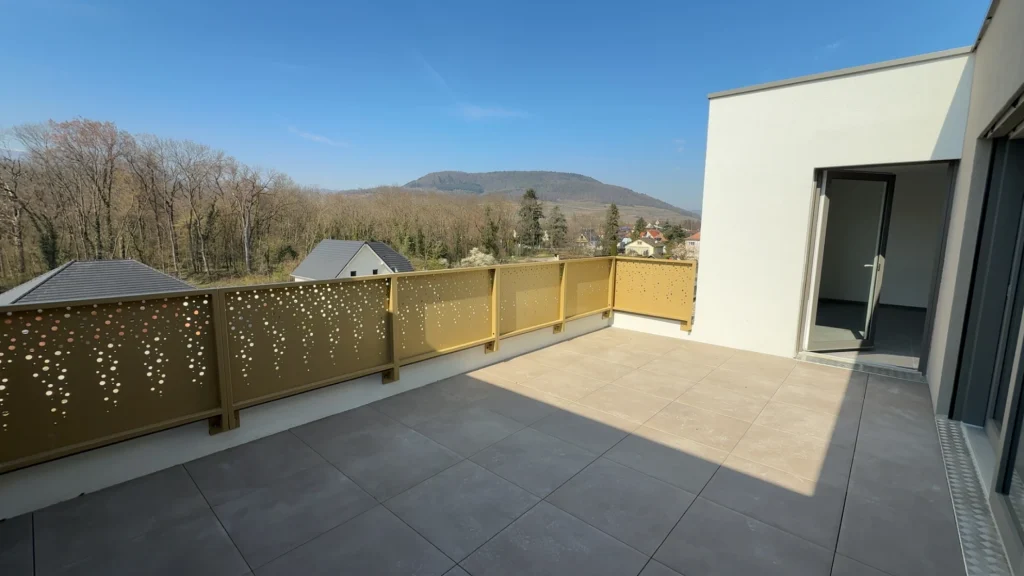 Charmant appartement neuf 3 pièces en attique à Issenheim
